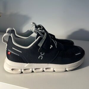 On Running CloudPlay Size K2.5 Navy